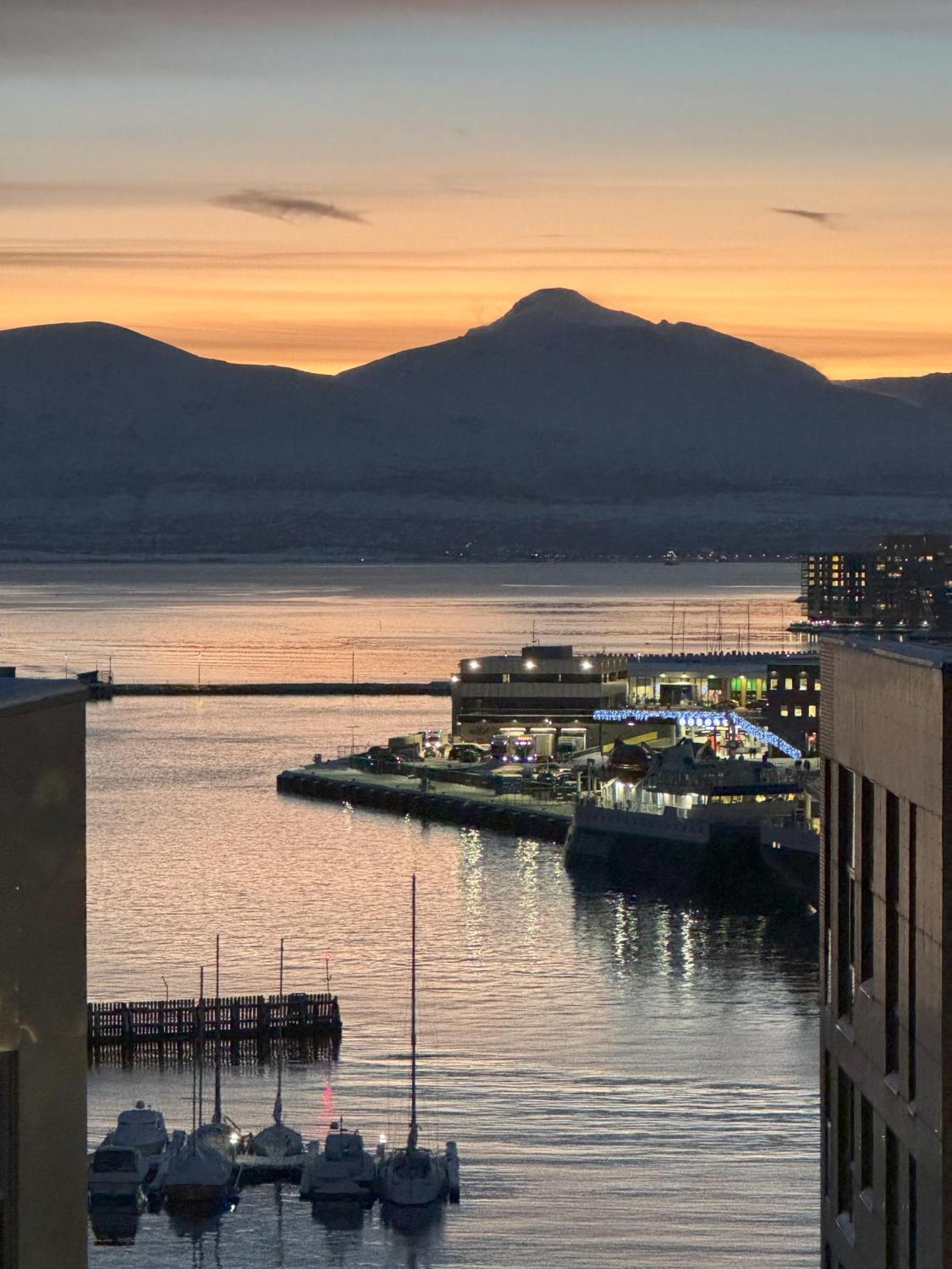 Totalapartments Vervet Gjoa Tromsø Kültér fotó